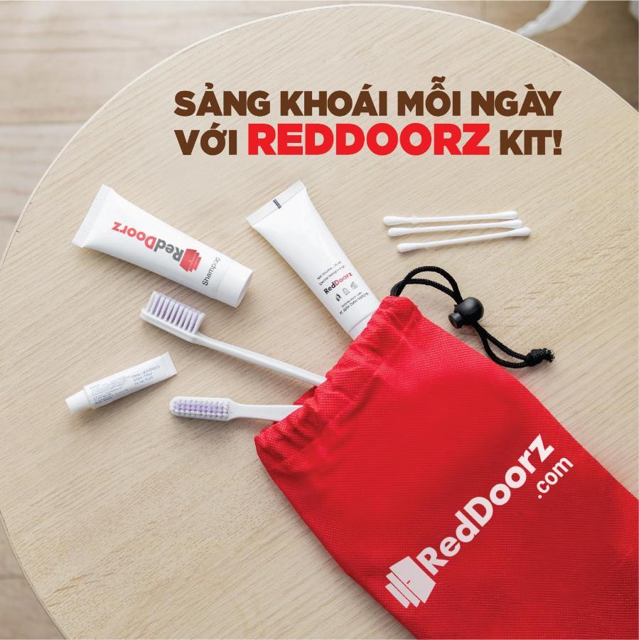 Reddoorz Hostel Near St. Joseph'S Cathedral Hanoi Kültér fotó